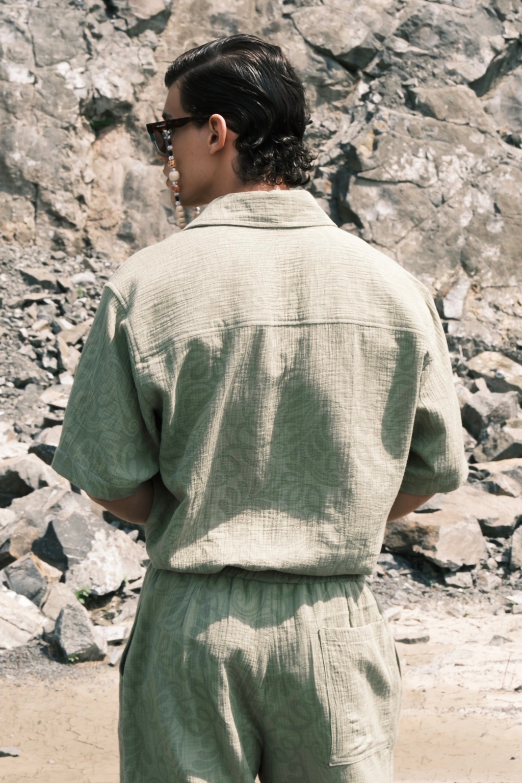 CAMISA TARDEADA OLIVA